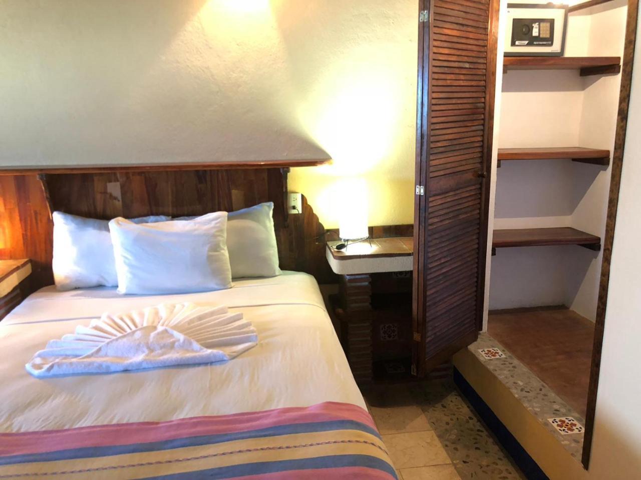 Hotel Arcoiris Puerto Escondido  Bagian luar foto